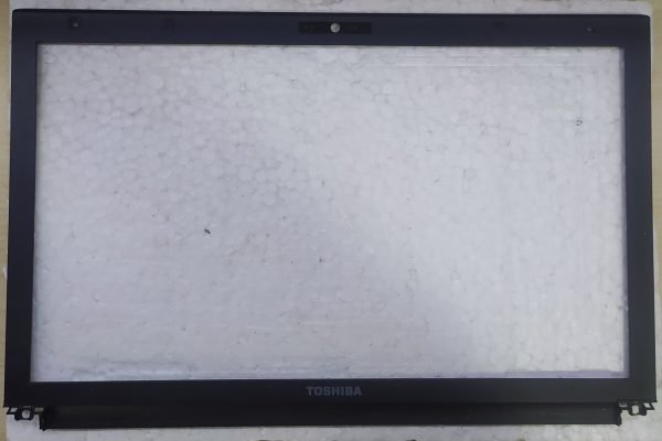 Toshiba Tecra R950, R950-10G Bezel Ön Çerçeve - Ücretsiz Kargo
