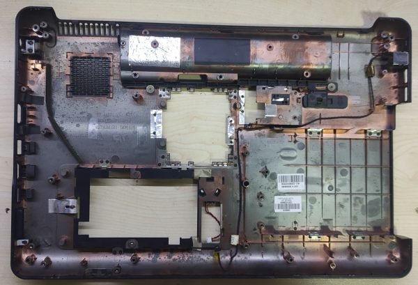 Compaq Presario Cq60 Alt Kapak Alt Kasa - Görsel 2