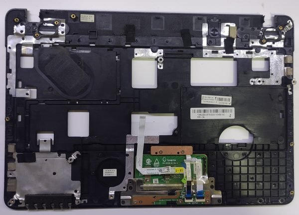 Toshiba Satellite L735-10g Üst Kasa Touchpad Takım - Görsel 2