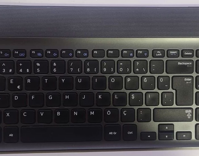 Samsung NP350, NP350V5C Klavye Kasalı